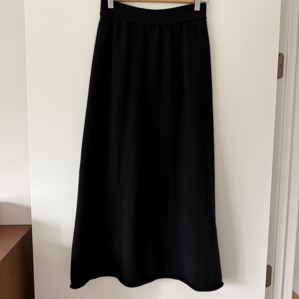 Lisa Yang cashmere maxi Skirt